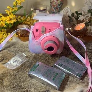 Instax Mini 9 w/ case, film & fisheye lens